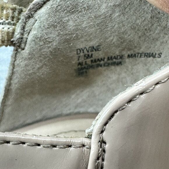 STEVE MADDEN - Dyvine Tan T-Strap Gold Platform Heel Size 7.5 B7 - Picture 8 of 8